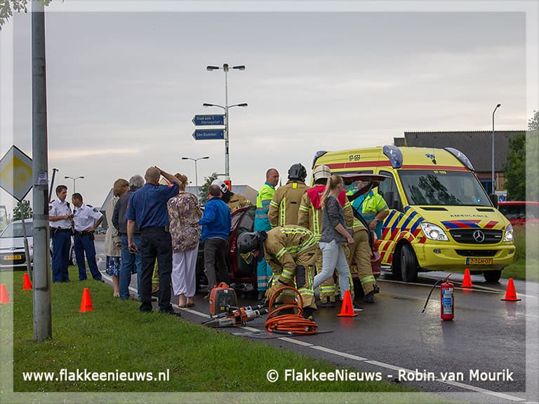 Frontale aanrijding bij industrieterrein