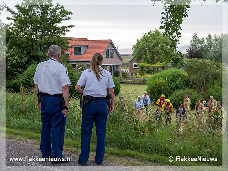 Veel hulpdiensten naar een paard te water