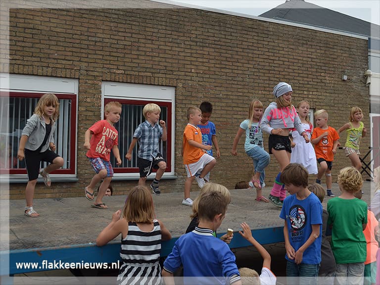 Buten de Poorte viert het afscheid van meester Poot