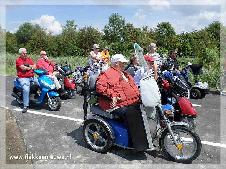 Geslaagde scootmobieltocht
