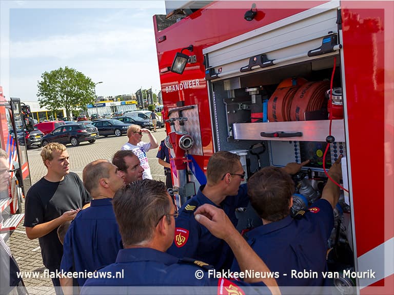 Officiële ingebruikname nieuwe generatie tankautospuiten