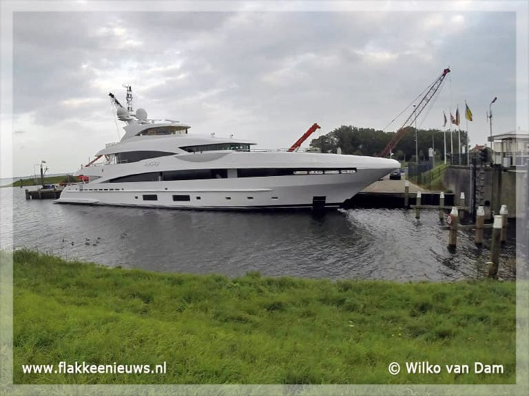 Opvallend jacht in Middelharnis
