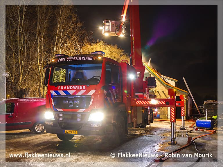 Brand in paardenstal en problemen door gladheid