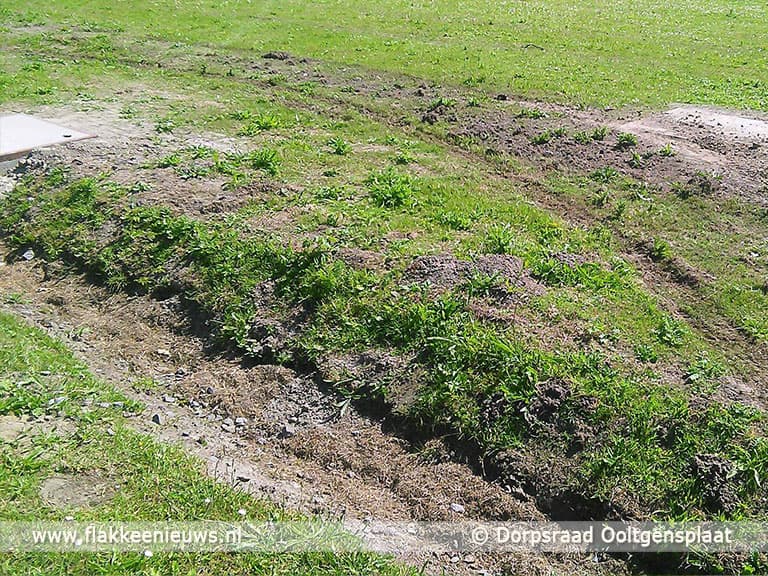 Strandje van Ooltgensplaat weer vernield, Dorpsraad wil maatregelen