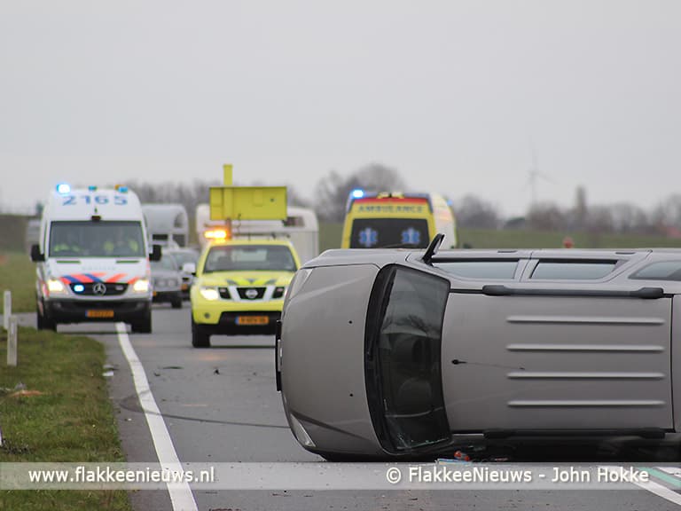 Aanrijding op de N59 nabij Oude-Tonge