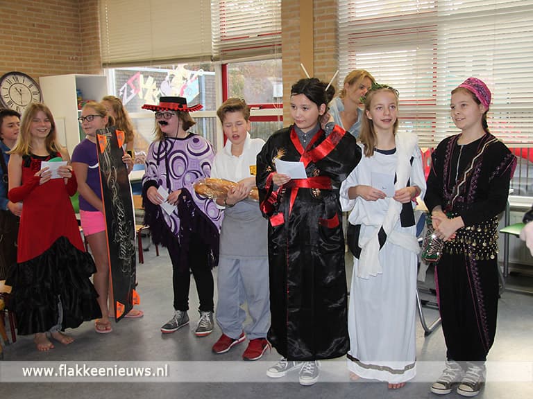 Kinderen wereldwijzer bij basisschool Buten de Poorte
