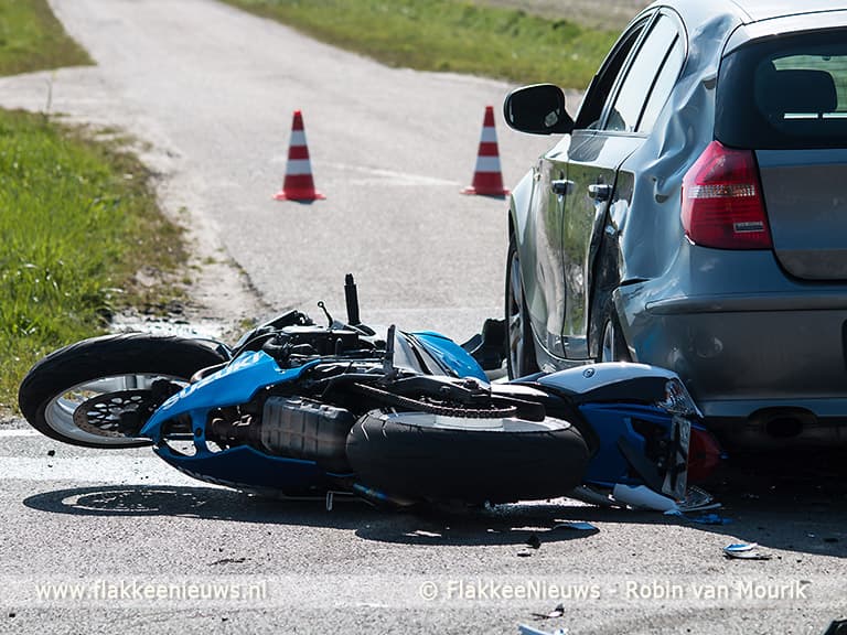 Motorrijder gewond bij ongeval nabij Stellendam