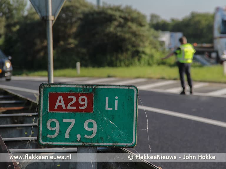 Drie auto's betrokken bij ongeval A29