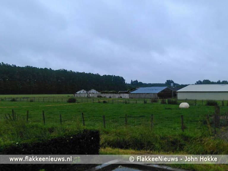 Brand verwoest loods in Ooltgensplaat