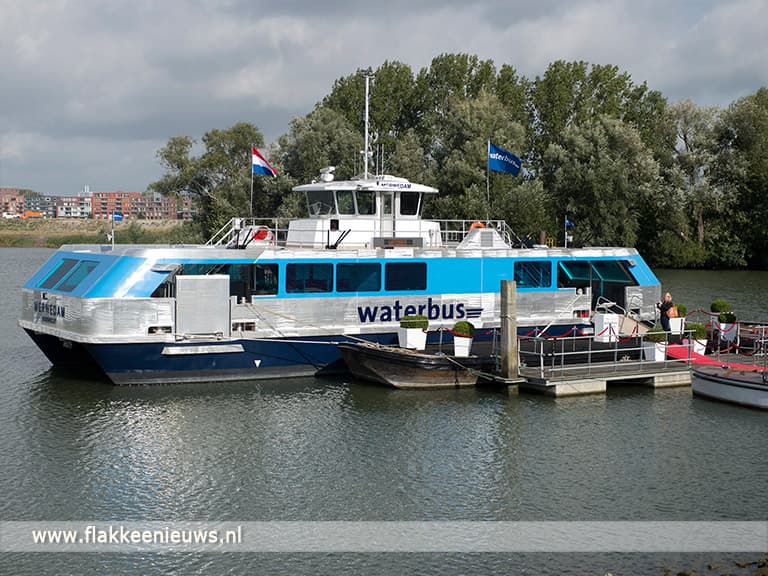 Start expeditie Haringvliet met Waterbus