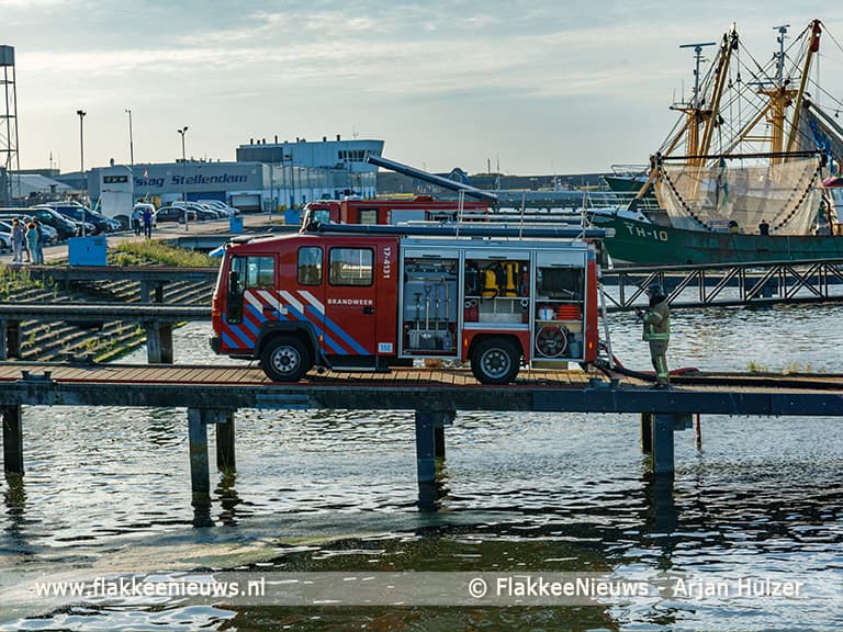 Brand in loods Buitenhaven Stellendam