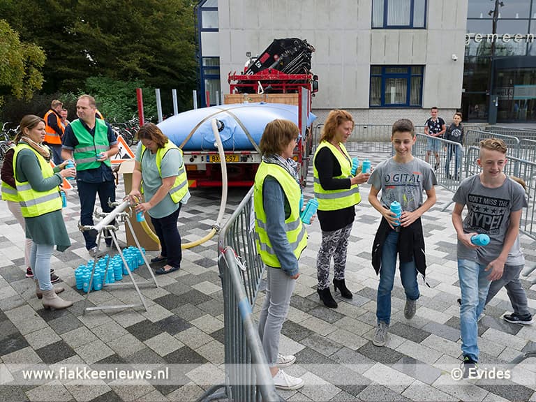 Geslaagde nooddrinkwateroefening in Middelharnis