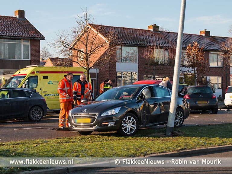 Gewonde bij ongeval op Stationsweg Oude-Tonge