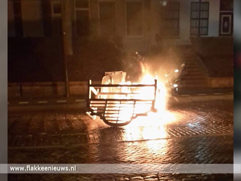 Brandstichting en vandalisme in Middelharnis en Dirksland
