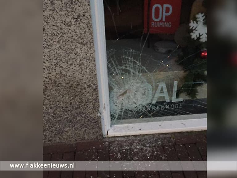Brandstichting en vandalisme in Middelharnis en Dirksland