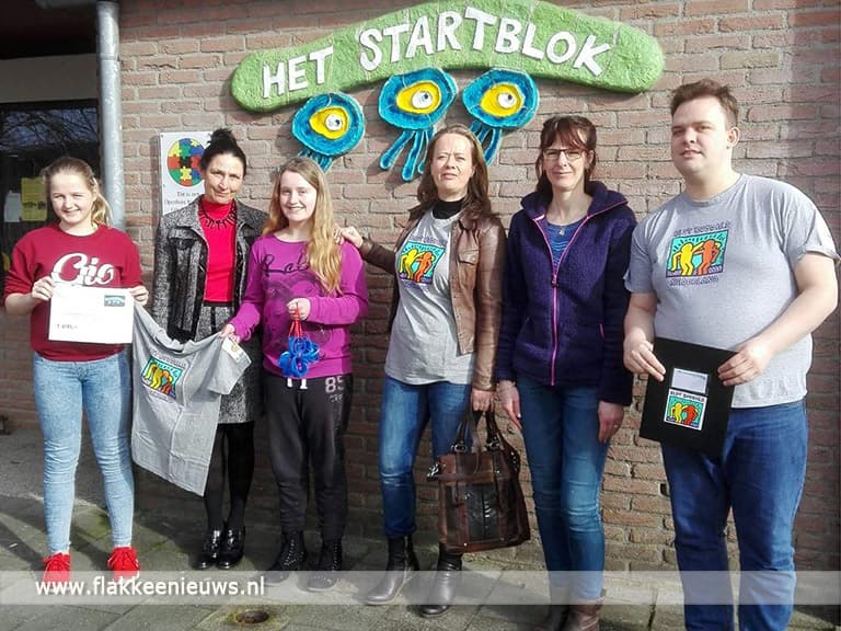 OBS Het Startblok overhandigt cheque aan Bestbuddies