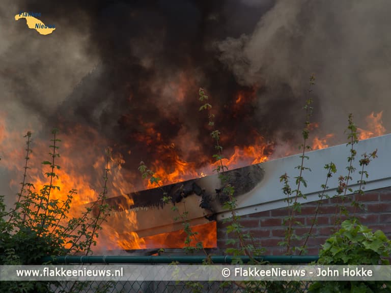 Brand in schuur Ooltgensplaat