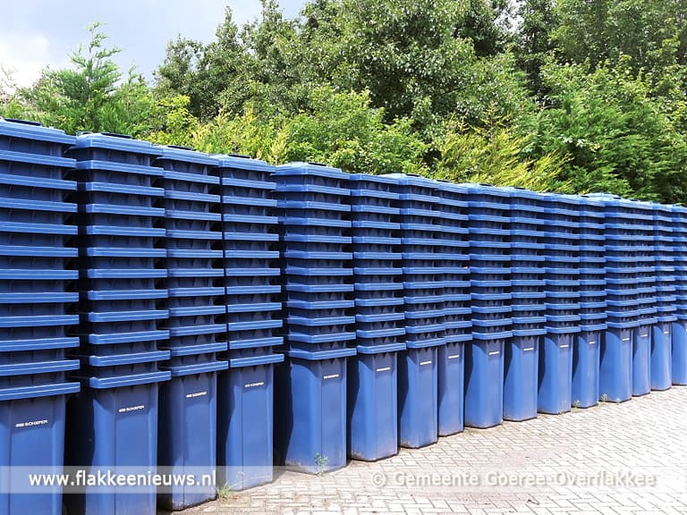 Blauwe papiercontainers voor heel Goeree-Overflakkee
