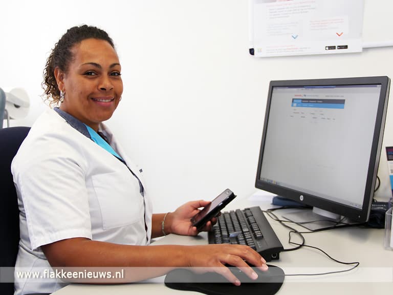 Appen met diabetesverpleegkundige en artsen