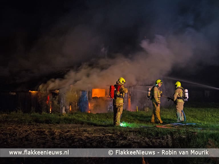 Schuur bij Sommelsdijk wederom in brand