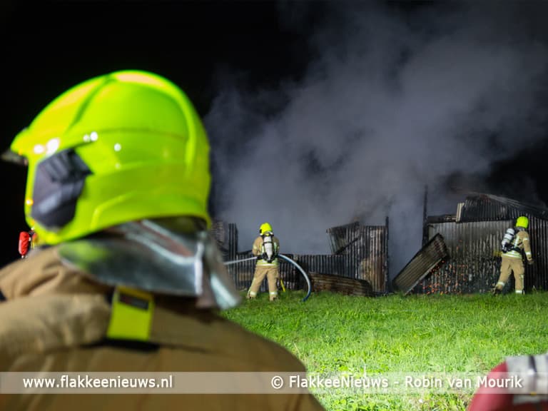 Schuur bij Sommelsdijk wederom in brand