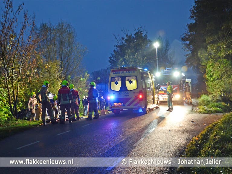 Frontale botsing met tractor in polder Dirksland