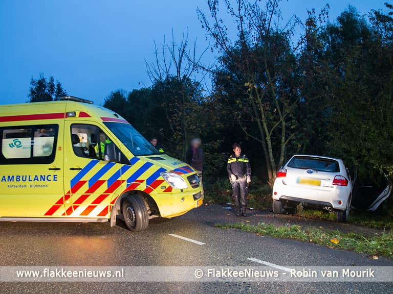 Frontale botsing met tractor in polder Dirksland