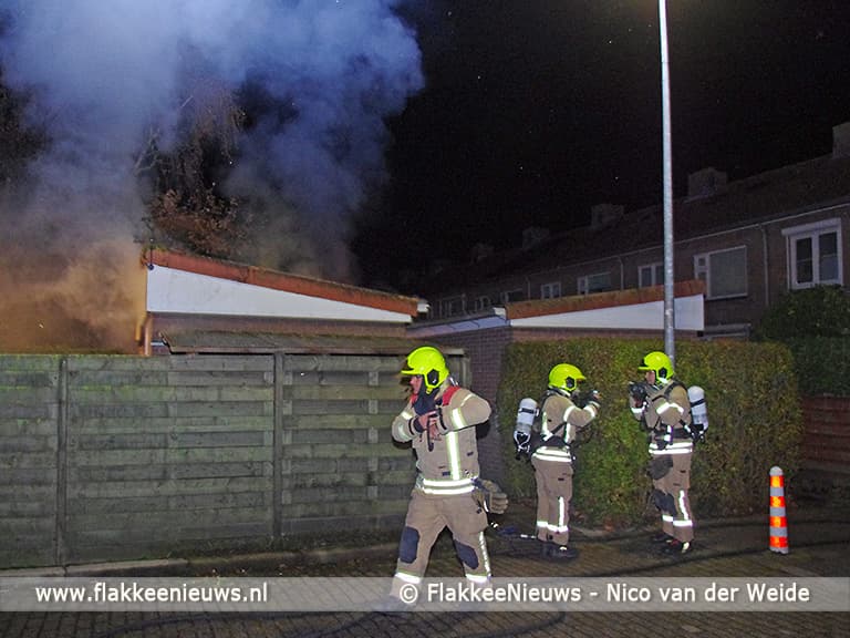 Buurman in actie bij schuurbrand