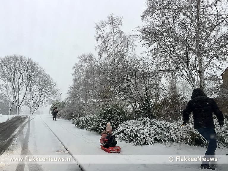 Plezier en overlast van sneeuw op Goeree-Overflakkee