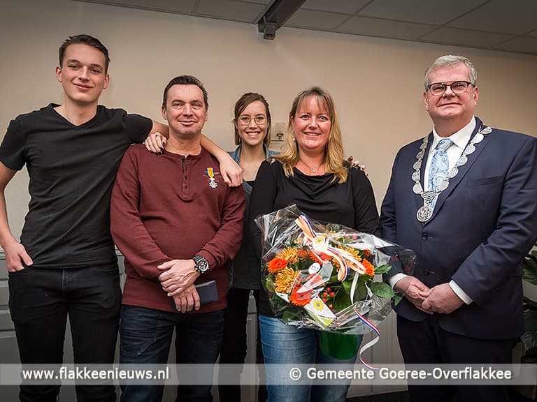 Brandweerman Frans Ohmstede uit Herkingen onderscheiden