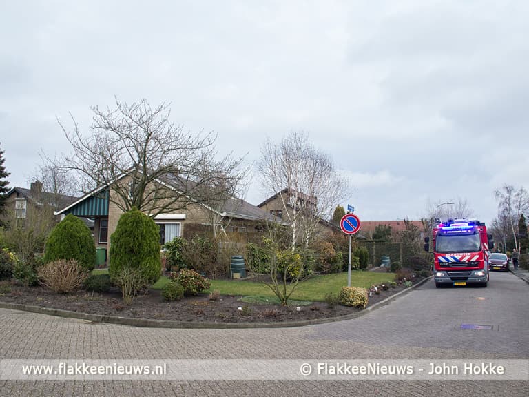 Vonken uit schoorsteen in Ooltgensplaat