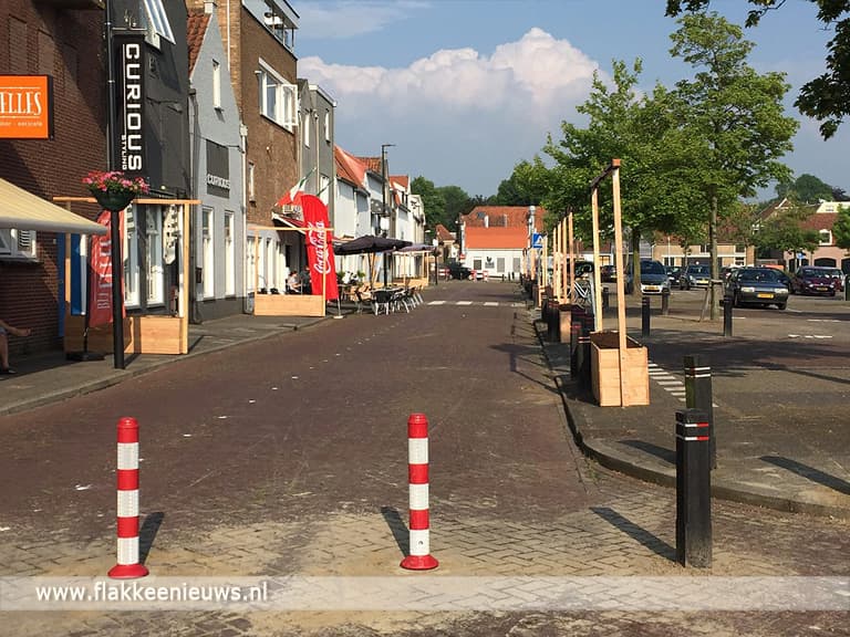 Nieuwstraat Middelharnis autovrij tijdens het seizoen