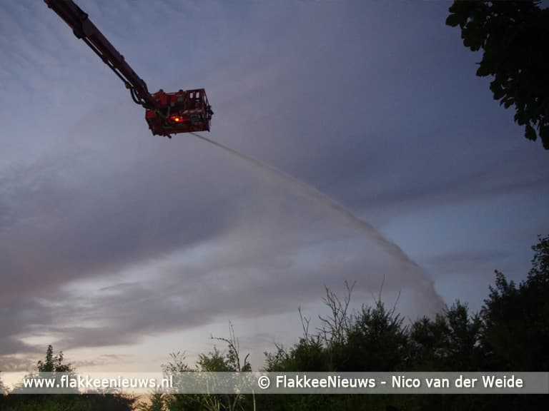 Brandweer rukt uit voor duinbrand bij Goedereede