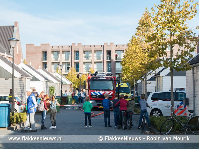 Brandweer rukt uit voor brand op zolder in Sommelsdijk