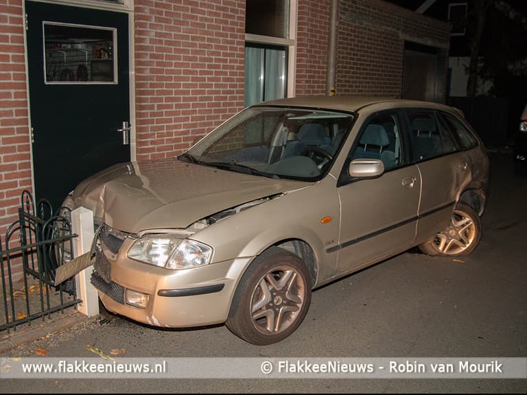 Auto slaat over de kop in Herkingen