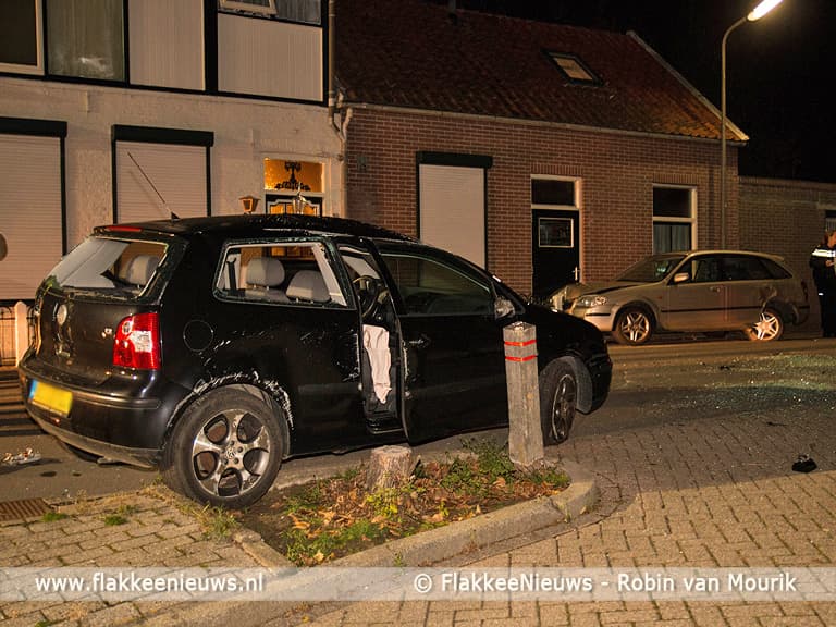 Auto slaat over de kop in Herkingen