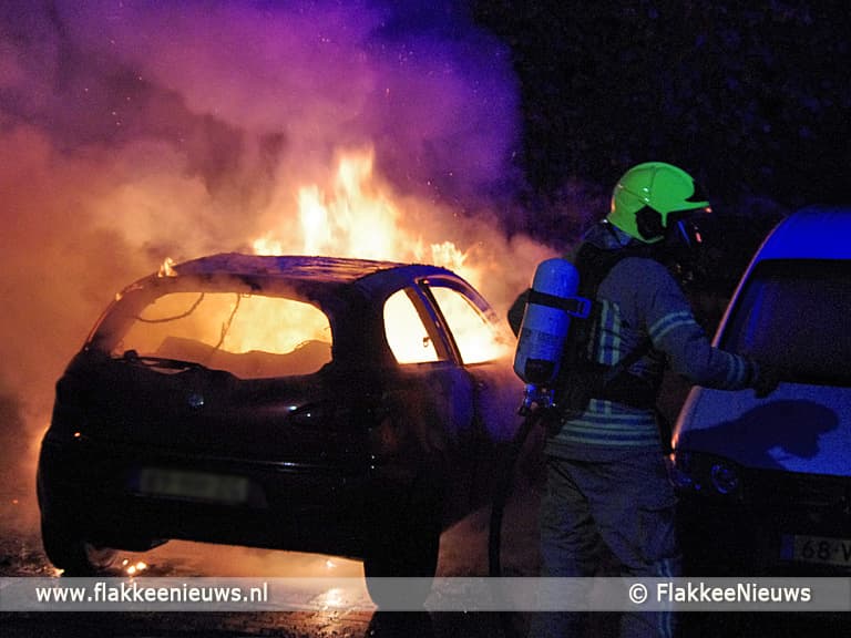 Auto uitgebrand in Sommelsdijk