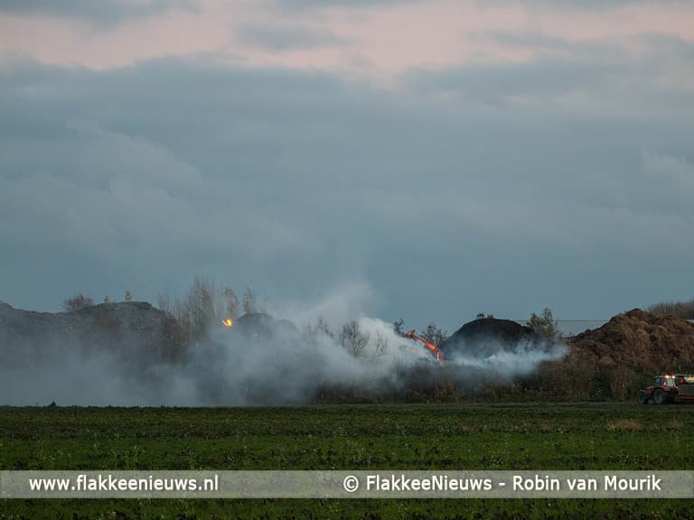 Brand bij recyclingbedrijf Oude-Tonge