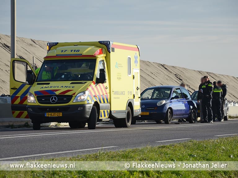 Rijbaan N215 Dirksland-Melissant tijdelijk afgesloten door ongeval