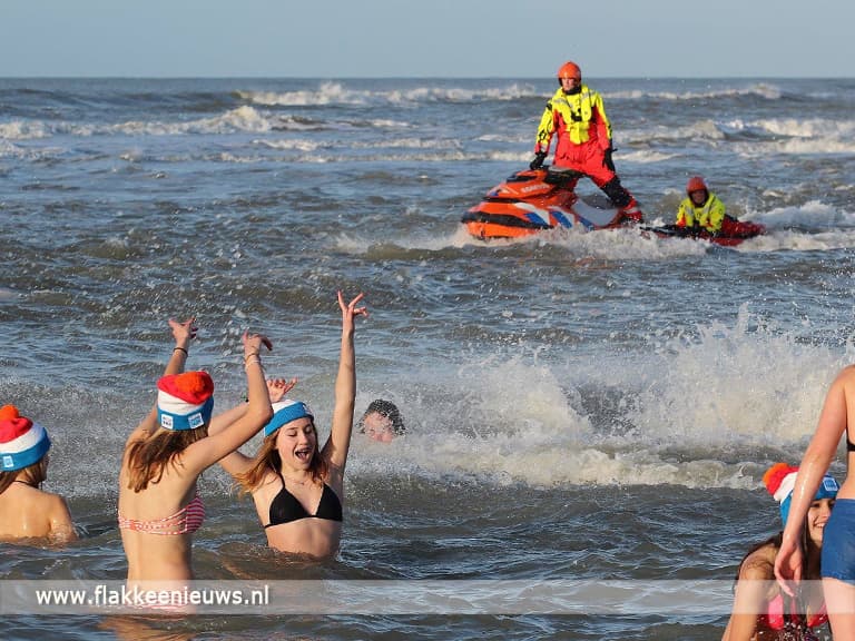 Veiligheid bij traditionele Nieuwjaarsduik