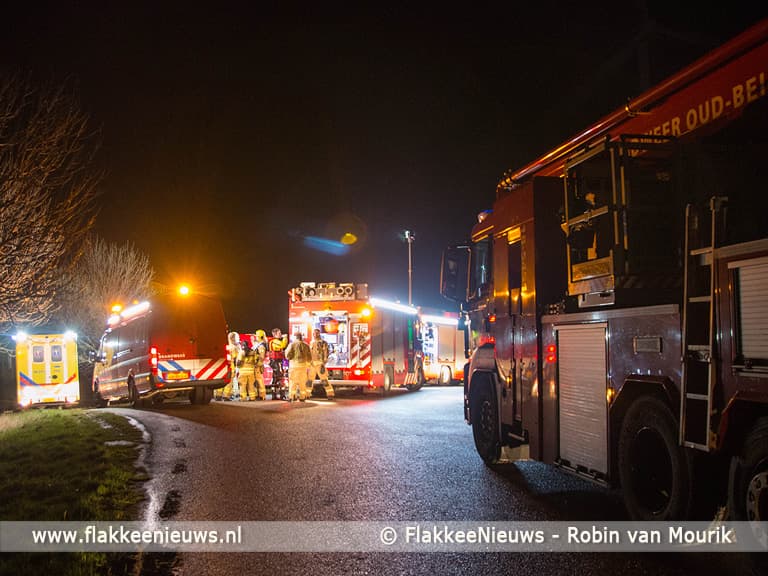 Man slaat ruit in en slaat groot alarm