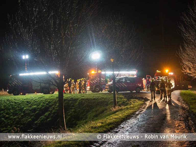 Man slaat ruit in en slaat groot alarm