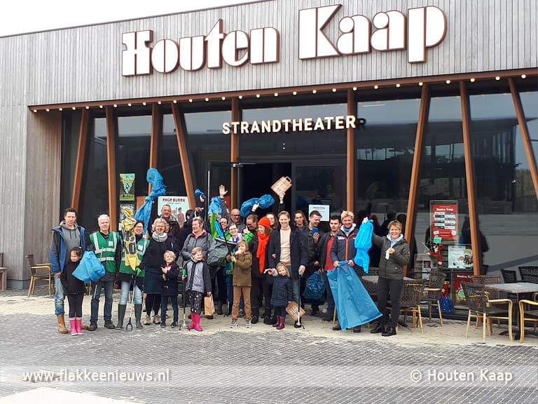 800 liter zwerfafval geraapt bij schoonmaakactie Ouddorp Duin