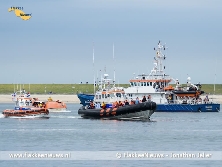 KNRM Stellendam in actie bij evacuatieoefening Maasvlakte