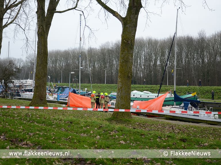 Stoffelijk overschot gevonden in haven Middelharnis