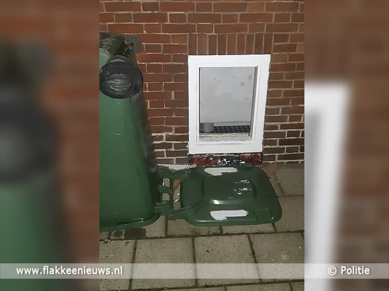 Inbreker Ooltgensplaat op heterdaad betrapt