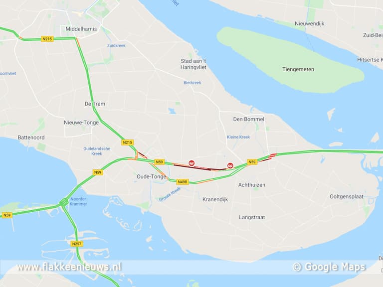 N59 afgesloten vanwege gekantelde vrachtwagen