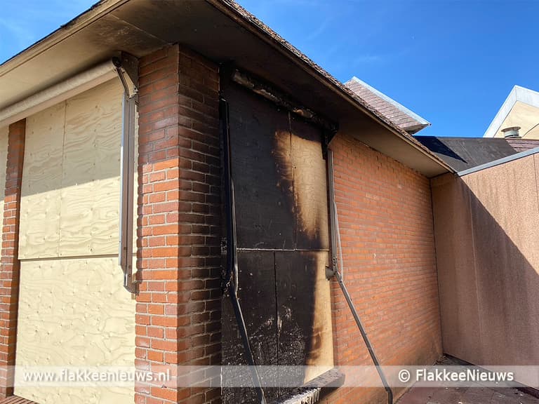 Brandstichting oud schoolgebouw Beatrixlaan Dirksland