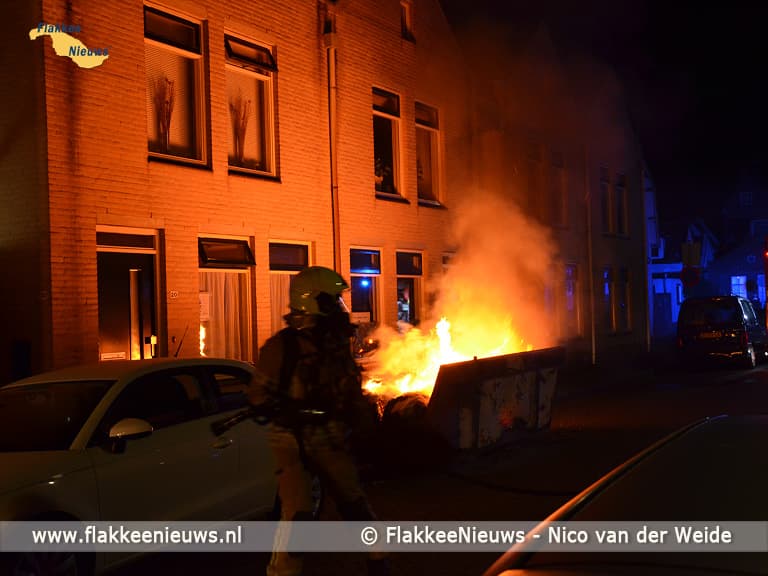 Brandweer rukt uit voor brand Sommelsdijk