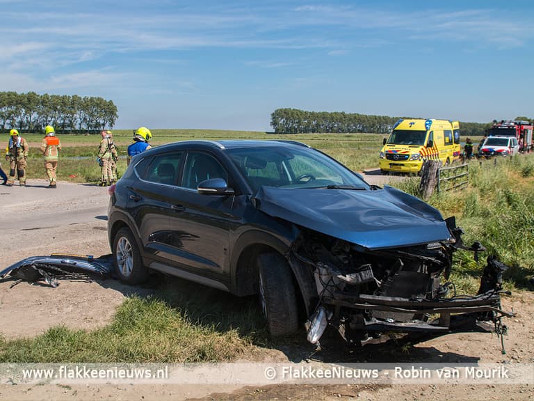 Motorrijder zwaargewond na aanrijding